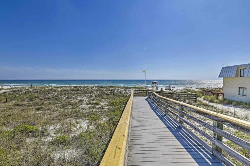 Spacious Home Private Hot Tub and 2 Blocks to Beach - image 10