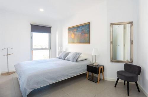 Modern seafront flat with a private garage, El Médano (photo 7)