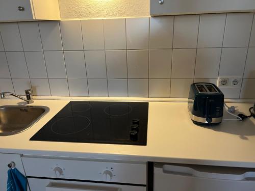 Zwei Personen 1 Zimmer Wohnung neben Hauptbahnhof!!