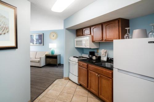 Palette Resort Myrtle Beach near Second Avenue Pier