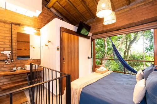 Lotus Loft 03: Refugio em Meio a Natureza na Praia do Felix, Internet 100mbps + Smart Tv, Cozinha Co