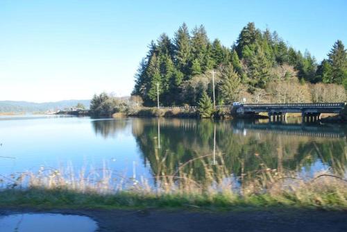 Schooner Landing