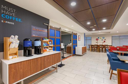 Holiday Inn Express Hotel & Suites Mount Juliet - Nashville Area By IHG - 숙소 외관