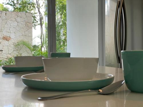Magnificent Stylish Apartment Charming Private Terrace Wonderful Community Pool Amenities