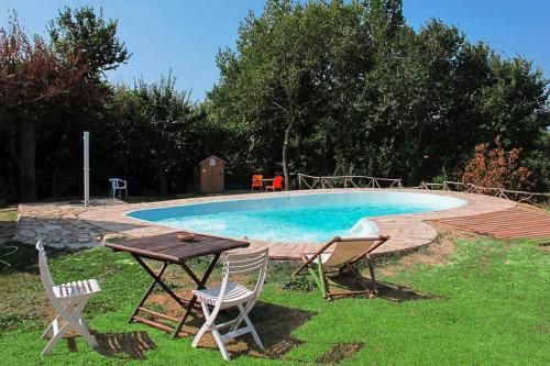 Swimming pool, Residence Casa Mare Vallugola di Gabicce, Vallugola in Carpegna