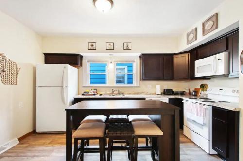 Milwaukee Bungalow in Waukesha (WI)