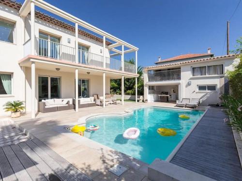 Enticing villa in Juan les Pins near the beach - Accommodation - Juan-les-Pins