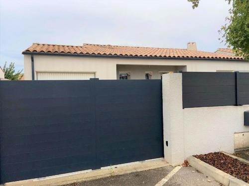 Holiday home Sallèles-d'Aude gîte à louer Ouveillan