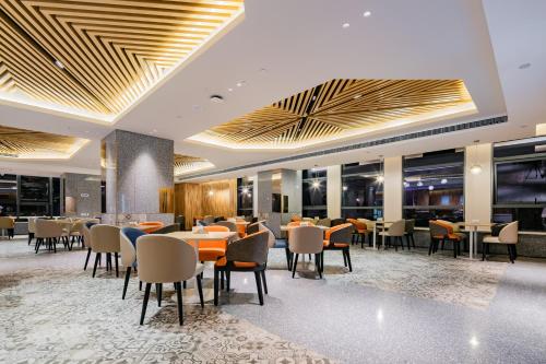 Restaurant, Holiday Inn Express Xi'an High-Tech Zone North By IHG in Gaoxin