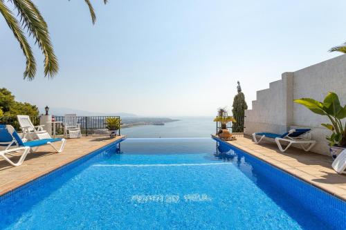 Villa with Sea View