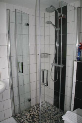 Fürdőszoba, Ferienwohnung Schneider in Weimar (Lahn)