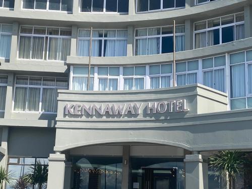 Kennaway Hotel – East London, IA