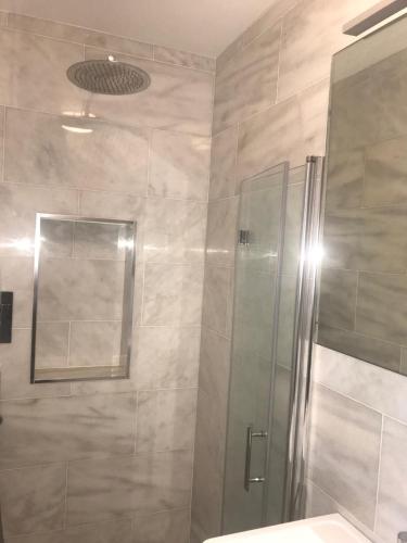 Luxurious 3-Bed Apartment in Conservation Area