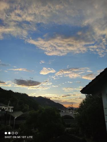 Jiji Village Villa B&B
