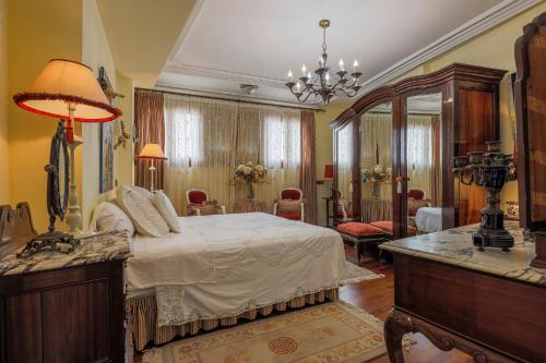 Historic apartment in Santa Cruz, Sevilla (Foto 3)