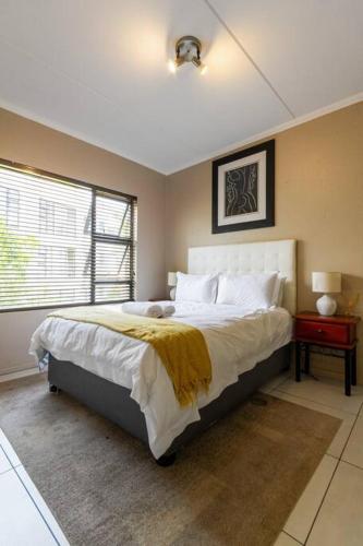 Alimama Spaces: Cosy Apartment @ Ihita Residences