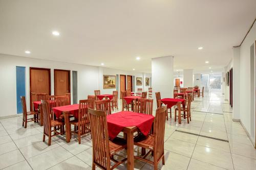 Sans Hotel Prime Cailendra Yogyakarta by RedDoorz