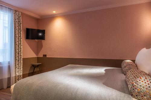 Hotel Axel Opera - image 12