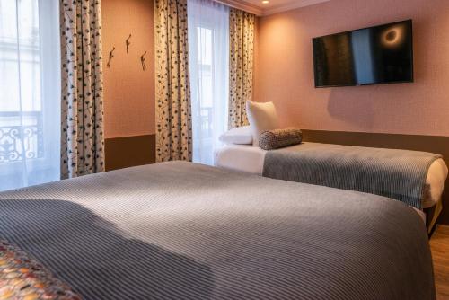 room detail thumbnail 1