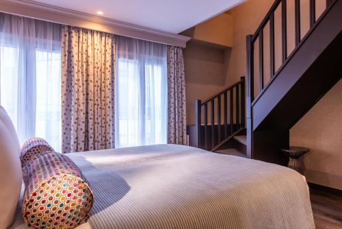 Hotel Axel Opera - image 8