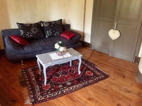 Chateau Du Four De Vaux - image 11