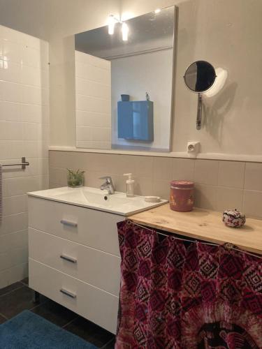 Jolie chambre à deux pas de l océan gîte à louer La Négresse