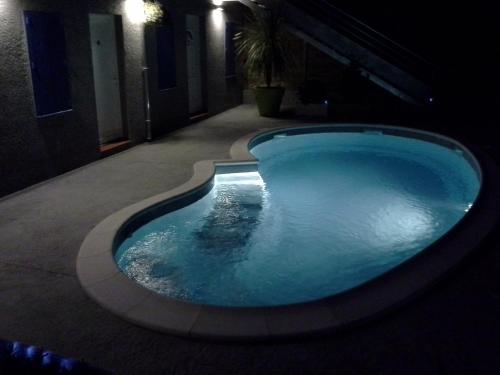 Hotel Le Majestic Canet plage - image 8