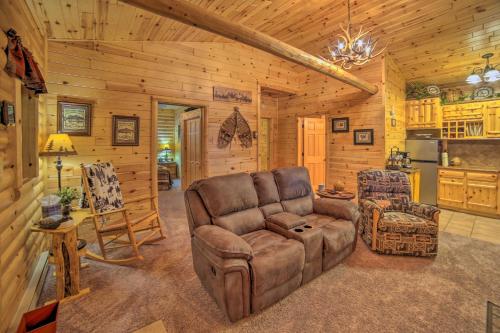 Updated Manistique Log Cabin, Yard and Fire Pit in Manistique, USA