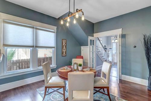 Historic 4BR Hidden Gem with Exec Master Suite - image 12