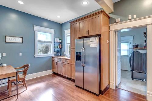 Historic 4BR Hidden Gem with Exec Master Suite - image 14