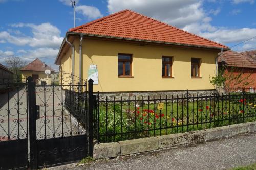 B&B Alsóregmec - Borostyán Vendégház - Bed and Breakfast Alsóregmec