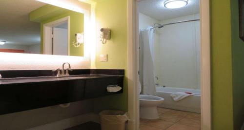 SureStay Plus Hotel by Best Western St Marys Cumberland - image 14