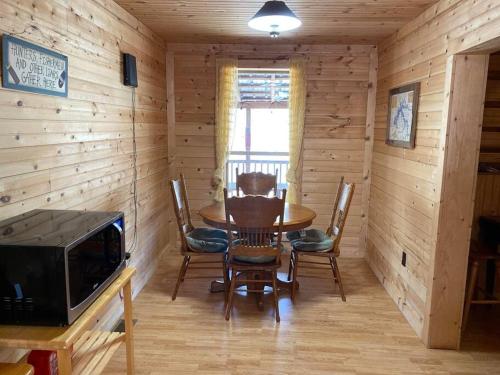 設施, No Wake Zone in 利文斯頓 (TN)