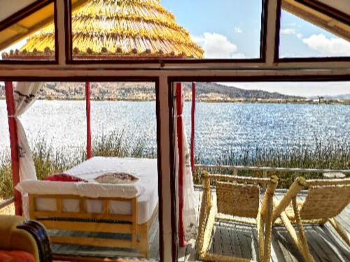 . Uros Qhota Uta Lodge