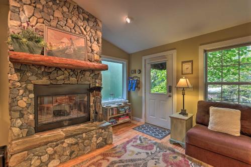 Updated Tryon Cabin on Pacolet River! - image 6