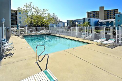 Ocean Dunes 108