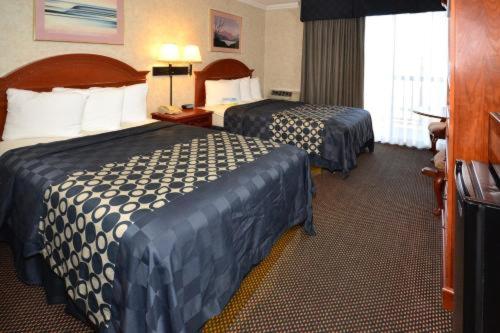 Days Inn by Wyndham Los Angeles LAX Airport Stadium Area, Los Angeles (fotografie 11)