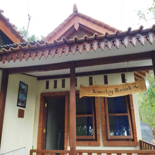 Borobudur Kampung Homestay - MARSUDI