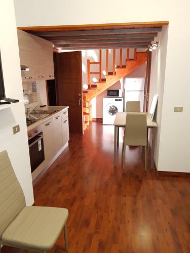 Modern Apt REVENTINO - Le Lincelle, Lamezia - Apartment - SantʼEufemia Lamezia