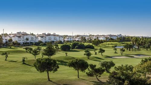 Life Apartments Costa Ballena - image 10
