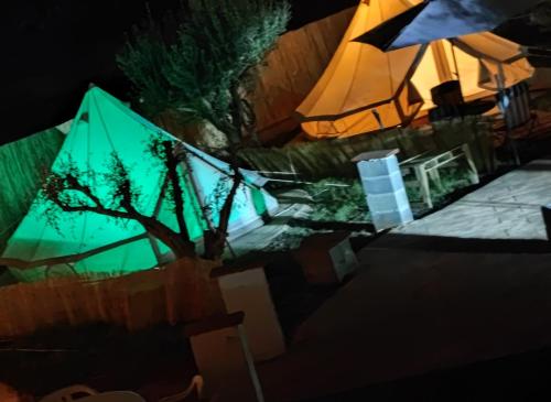  Glamping Les Rodanes 1, Pension in Vilamarxant bei Puebla de Vallbona