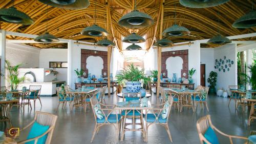 Restaurant, Lotus Bungalows near The Hungry Crocodile