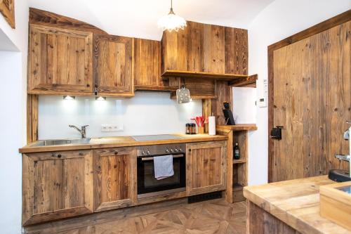 Historic Lakeview Apartments Hallstatt 5
