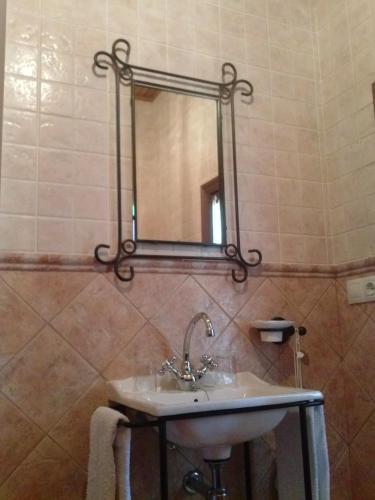 Casa Rural Fuentetrigo - image 9