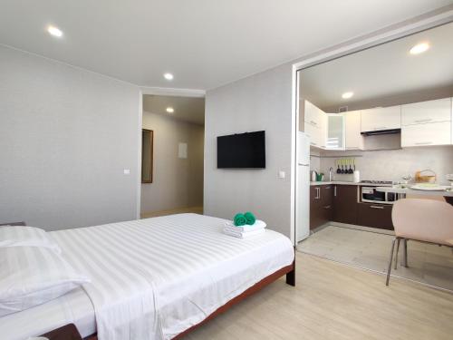 Apartament on Oktyabrskaya 132