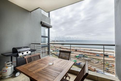 Apartment with Sea View image 4