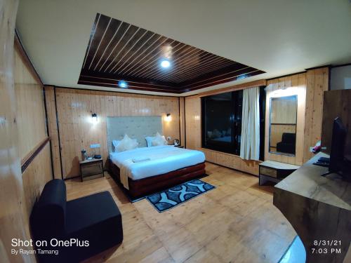 Rufina Lachung's Pride & Spa