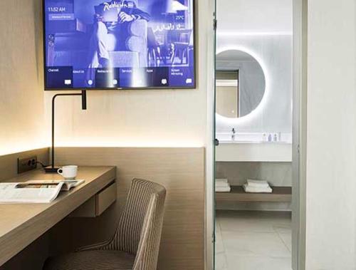 Radisson Blu Park Hotel Athens, Atenas (foto 6)