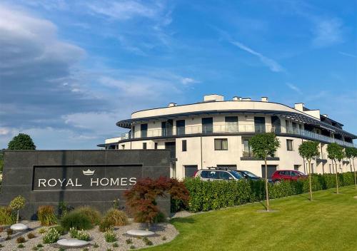 Royal 27 apartman - image 11