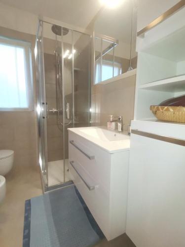 Apartman Hola